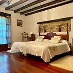 La Punvieja Country house *